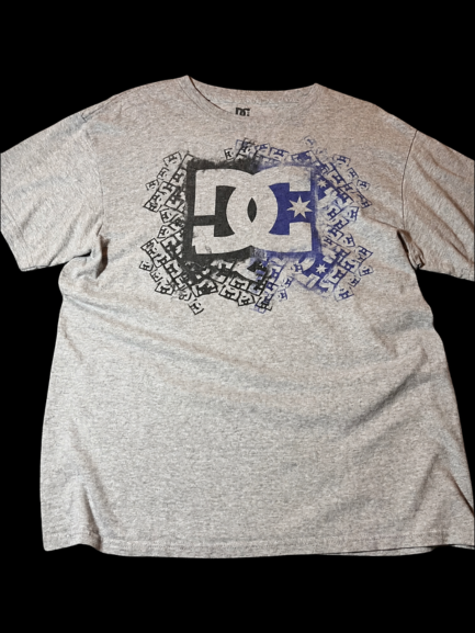 DC Shoes Men's Grey T-shirt